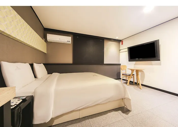 Elysee 3* Busan