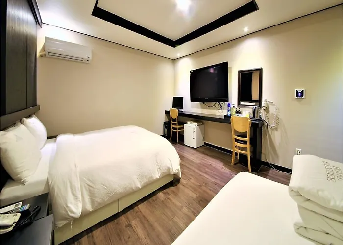 Elysee Busan